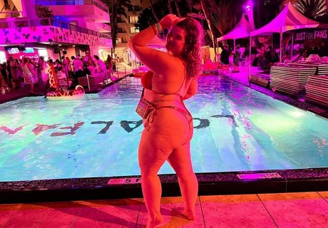 mollynonsense onlyfans nude leaks