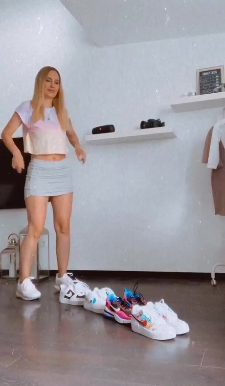 Chrissy xoxo leaked nudes onlyfans