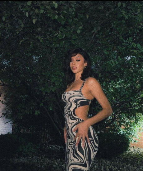 Roseebby 20 onlyfans leaks xxx