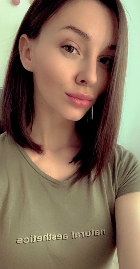 adelmorelproduction onlyfans photos