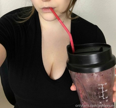 ashleejune leaked onlyfans content