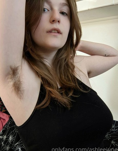 ashleejune onlyfans lesk