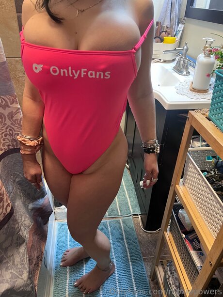 Moxiepowers onlyfans nudes