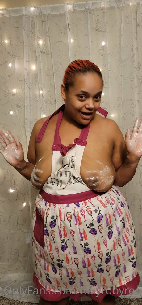 Foxyrubyred nude leaks onlyfans