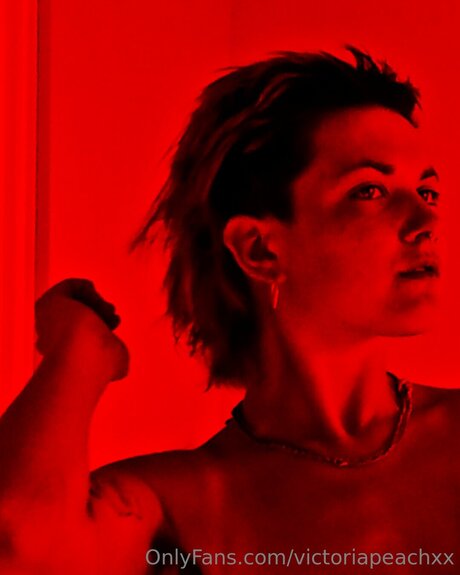 Victoriapeachxx nude only fans