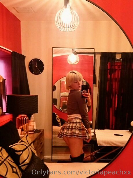 Victoriapeachxx only fans leak