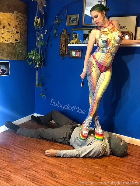 Rubydotmaefree is on onlyfans