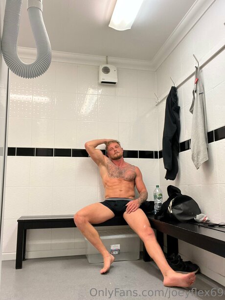 Joeyflex69 is on onlyfans