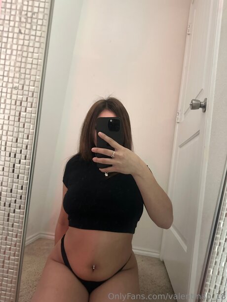 Valentinap 18 nudes only fans
