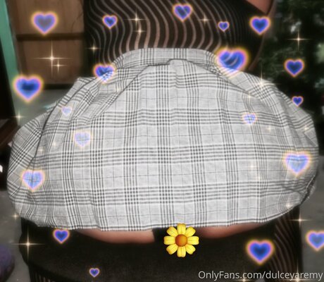Dulceyaremy naked onlyfans