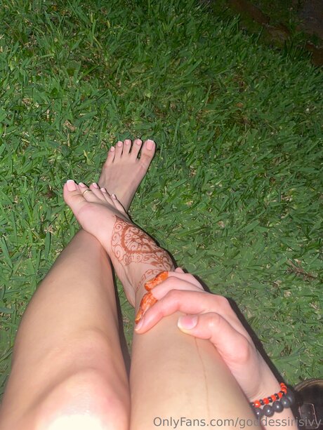 Goddessirisivy free onlyfans porn