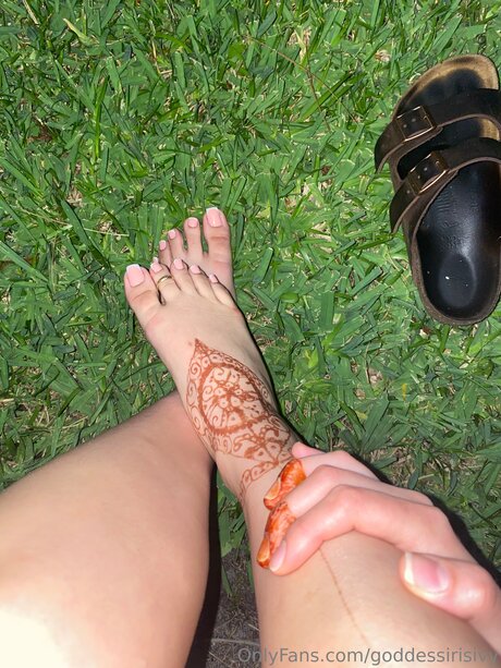 Goddessirisivy onlyfans leaked pics