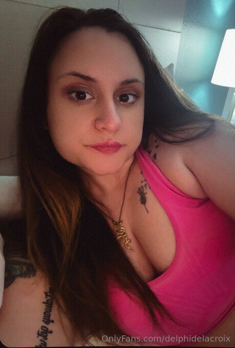 Delphidelacroix onlyfans images