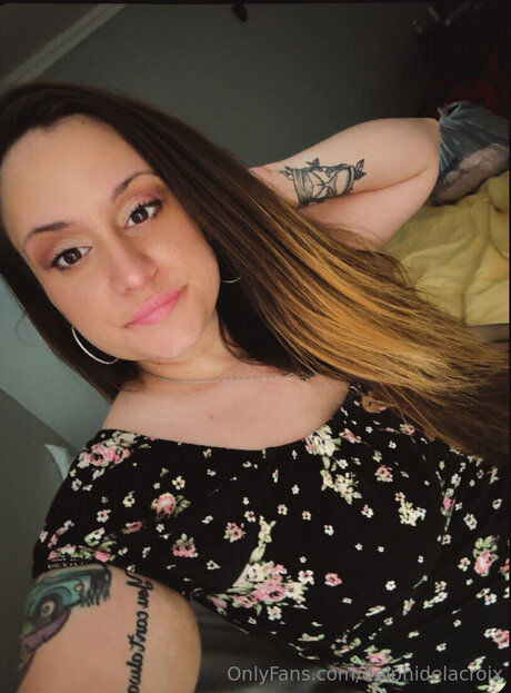 Delphidelacroix fans only