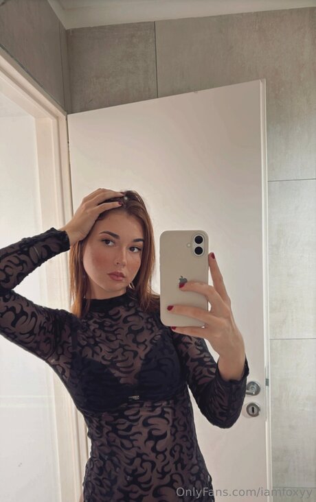 Iamfoxyy free only fans