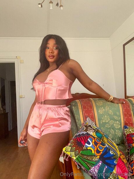 Sydneyvauclair onlyfans nude tits