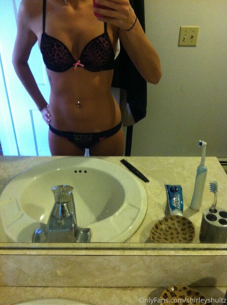 Shirleyshultz only fans pics
