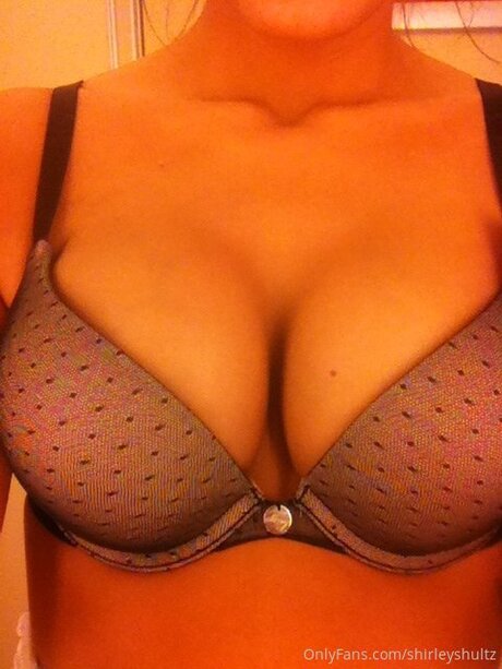 Shirleyshultz porn onlyfans leaks