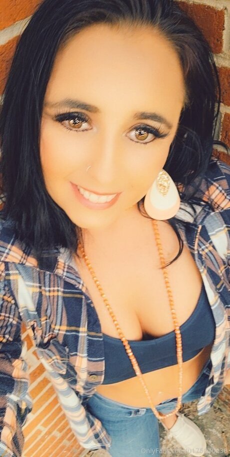 Txgurl85 is on onlyfans