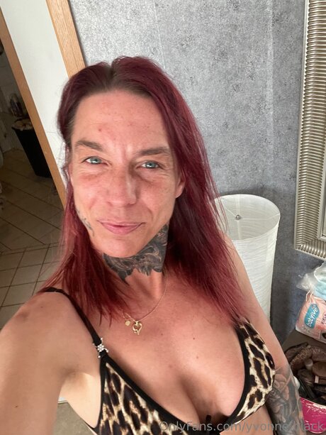 Yvonne Black en onlyfans