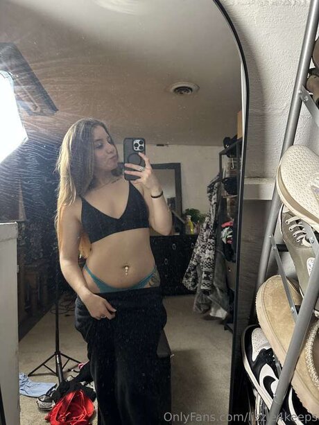 Lizzie4keeps porn onlyfans leak
