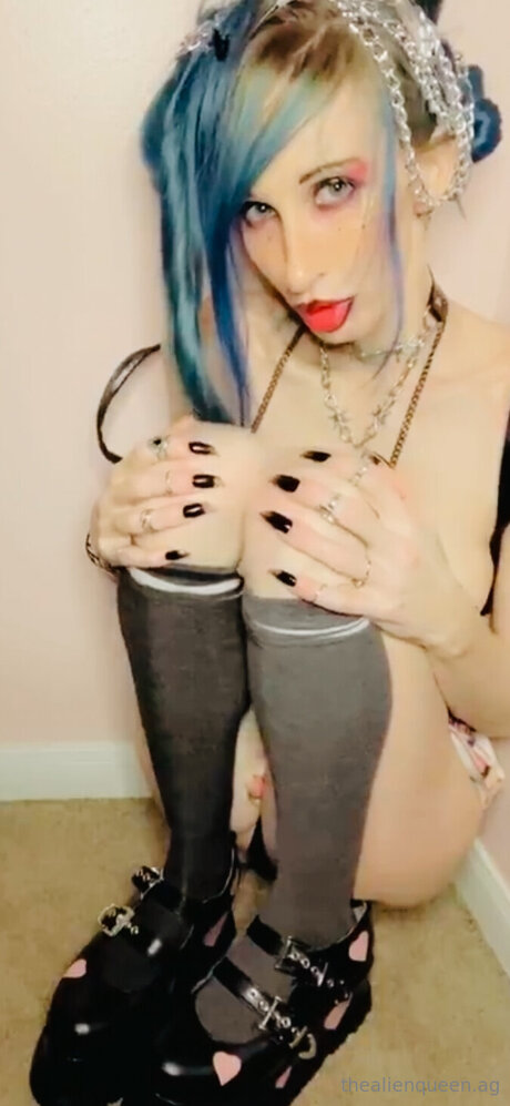 Aliengirlalt Free naked onlyfans leaks