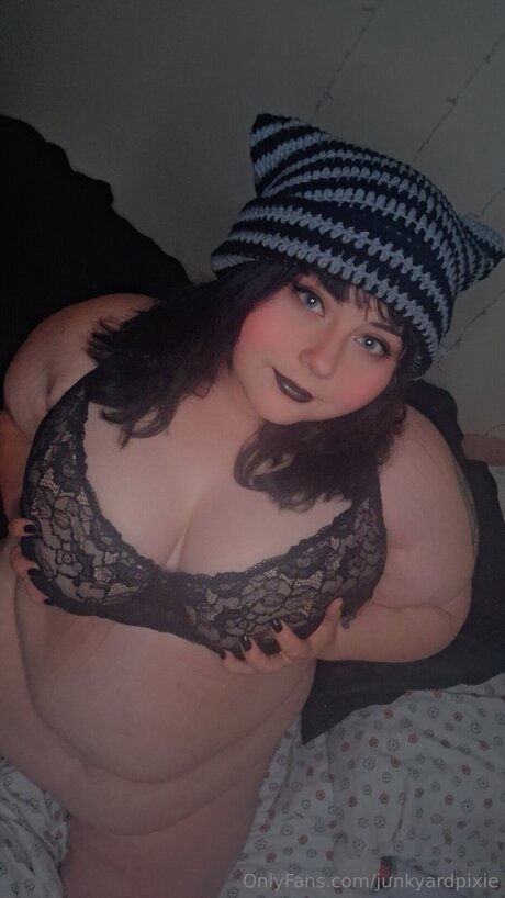 Junkyardpixie onlyfans leakd