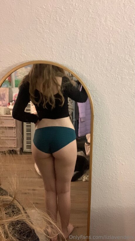 Lizlavenderx leaked onlyfans nudes