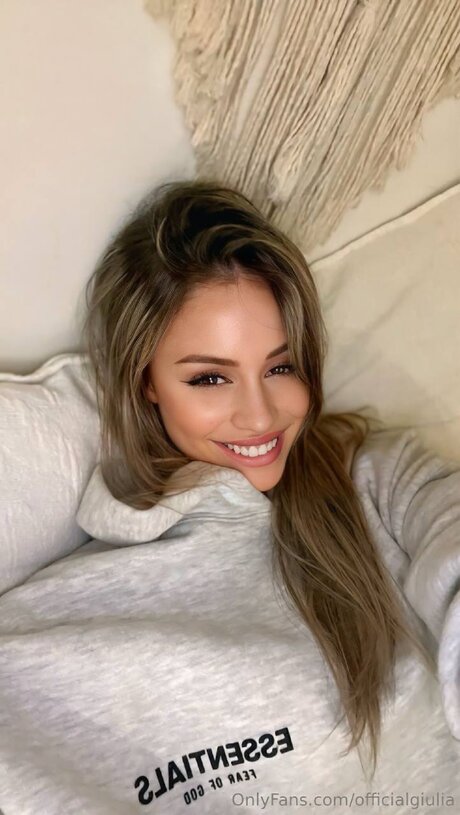 Vivian Tul onlyfans leaks naked