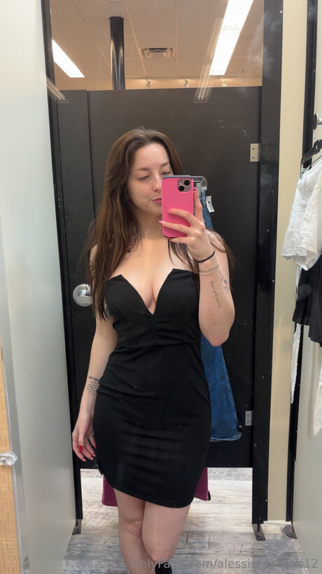 Alessia Brooks12 onlyfans leaks