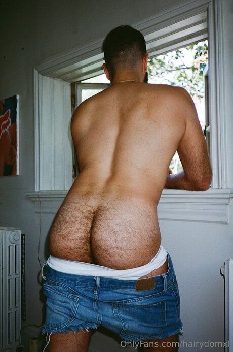 Hairydomxl onlyfans.