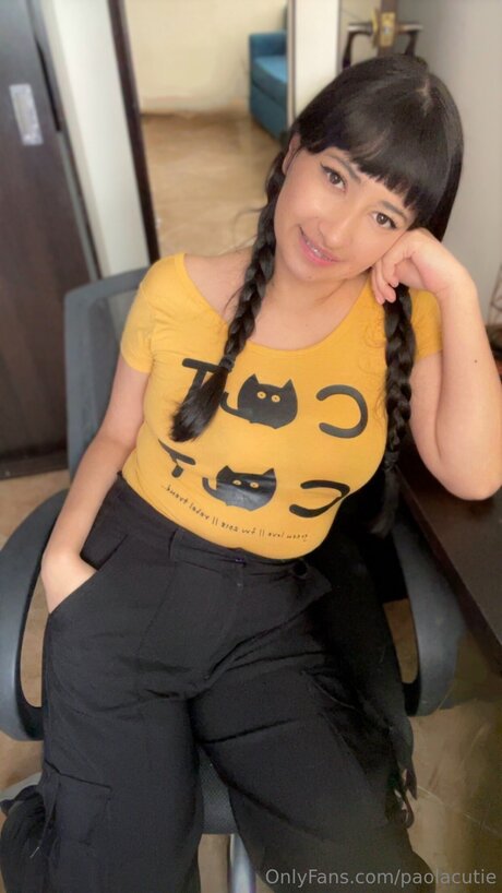 Paolacutie onlyfans page