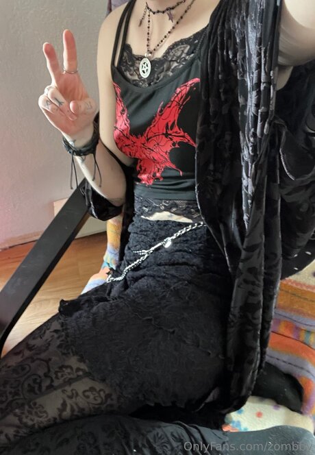 Zombby onlyfans content type