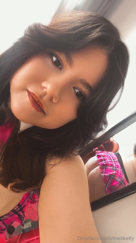 Melikelly1 onlyfans tits