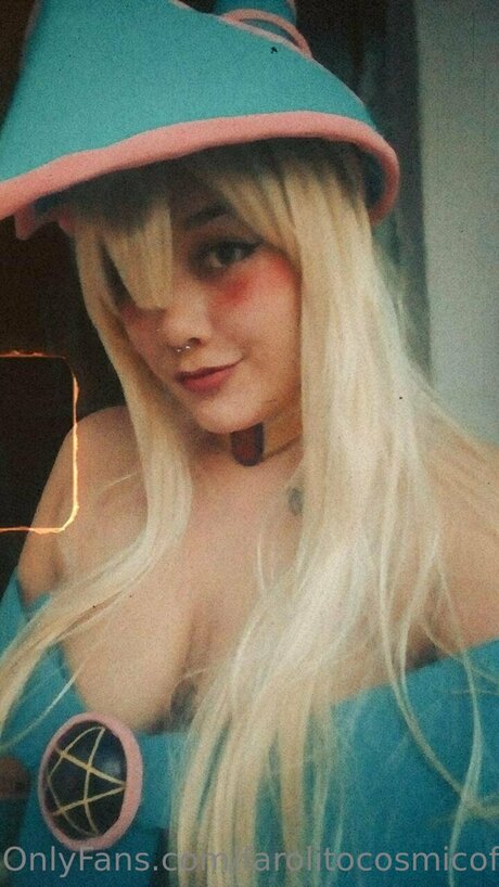 Farolitocosmicofree onlyfans star