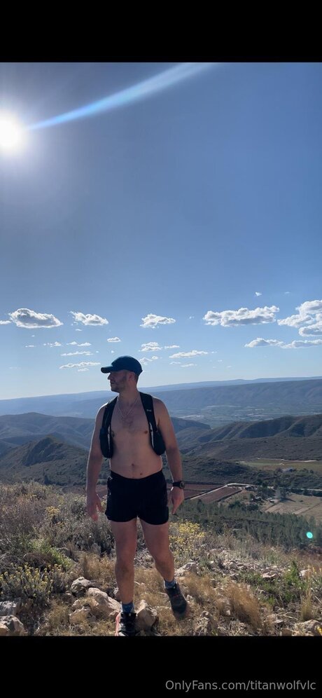 Titanwolfanss onlyfans pics