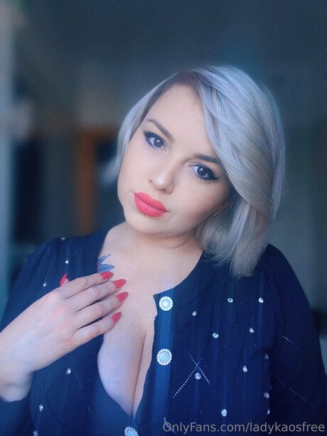 asian babe onlyfans art naked slide