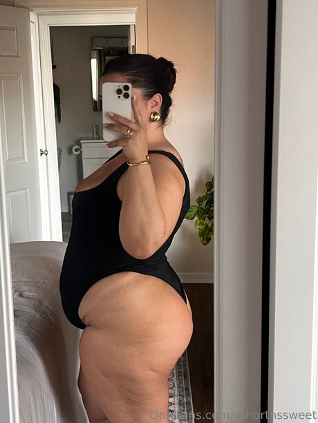 Sshortnssweet onlyfans naked leak