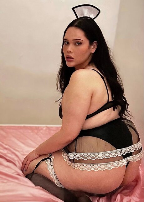 Isabelladee onlyfans hot