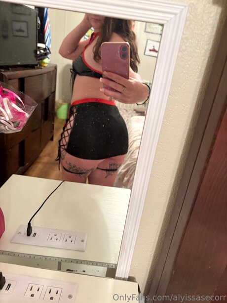Alyissasecorr porn onlyfans