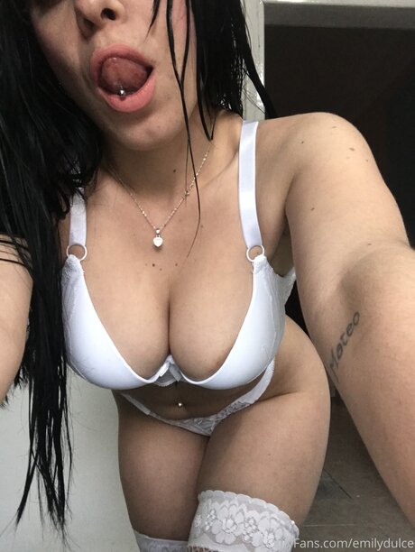 Emilydulce leaked only fans nudes
