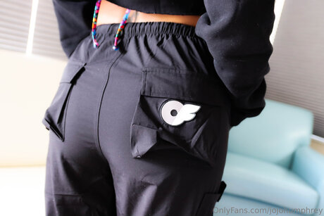 bbw pregnant onlyfans art xxx depiction