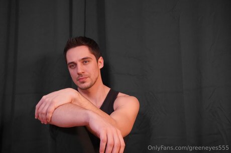 Greeneyes555 onlyfans model images