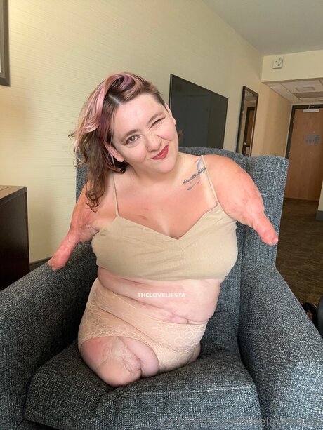 Theloveliesta porn onlyfans