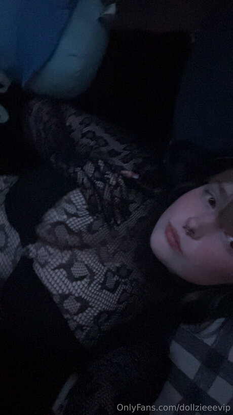 Dollzieeevip onlyfans pics