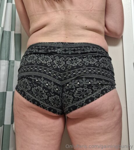 Gainingbunny naked on onlyfans