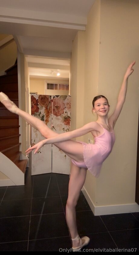 Elvitaballerina07 new onlyfans leak