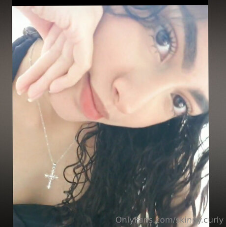 Skinny Curly only fans sex