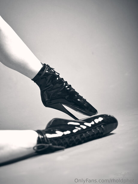 Rholdphoto onlyfans leaked tits