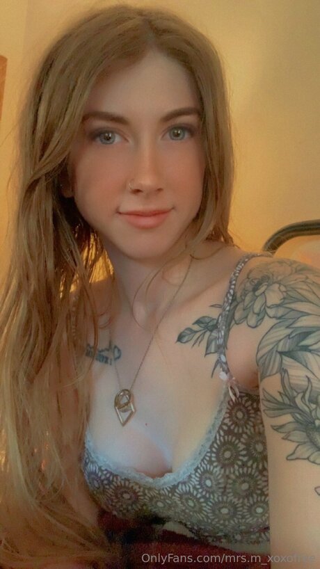 Mrs M Xoxofree leaked onlyfans pics